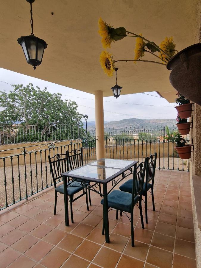 Dulces-piscina Privada Holiday home Letur