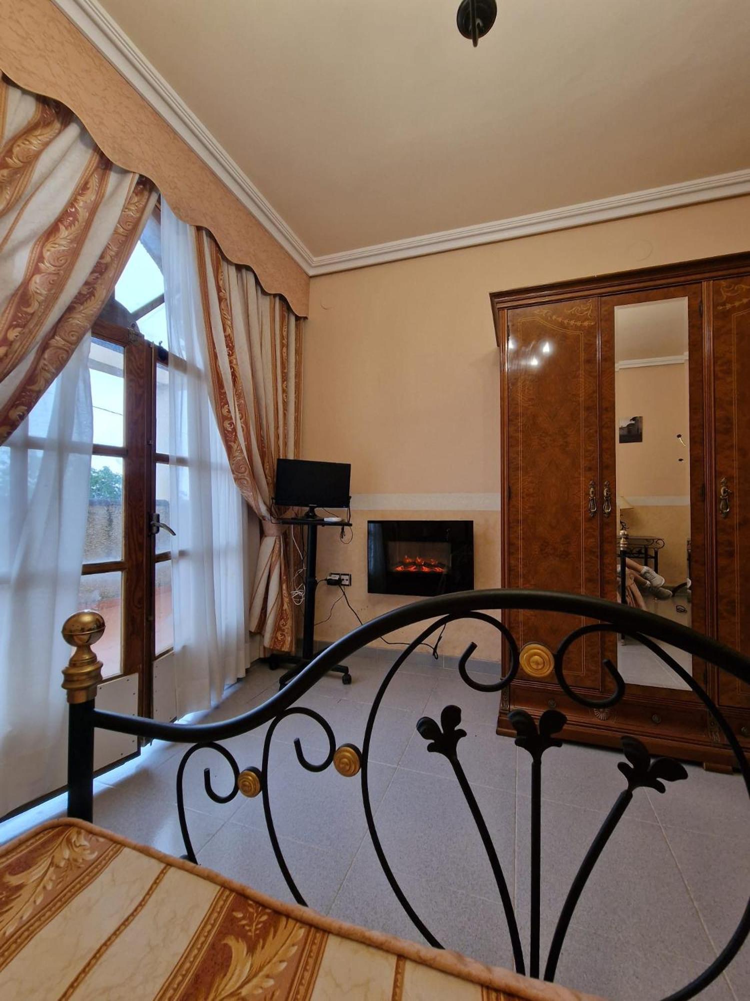 Holiday home Dulces-piscina Privada