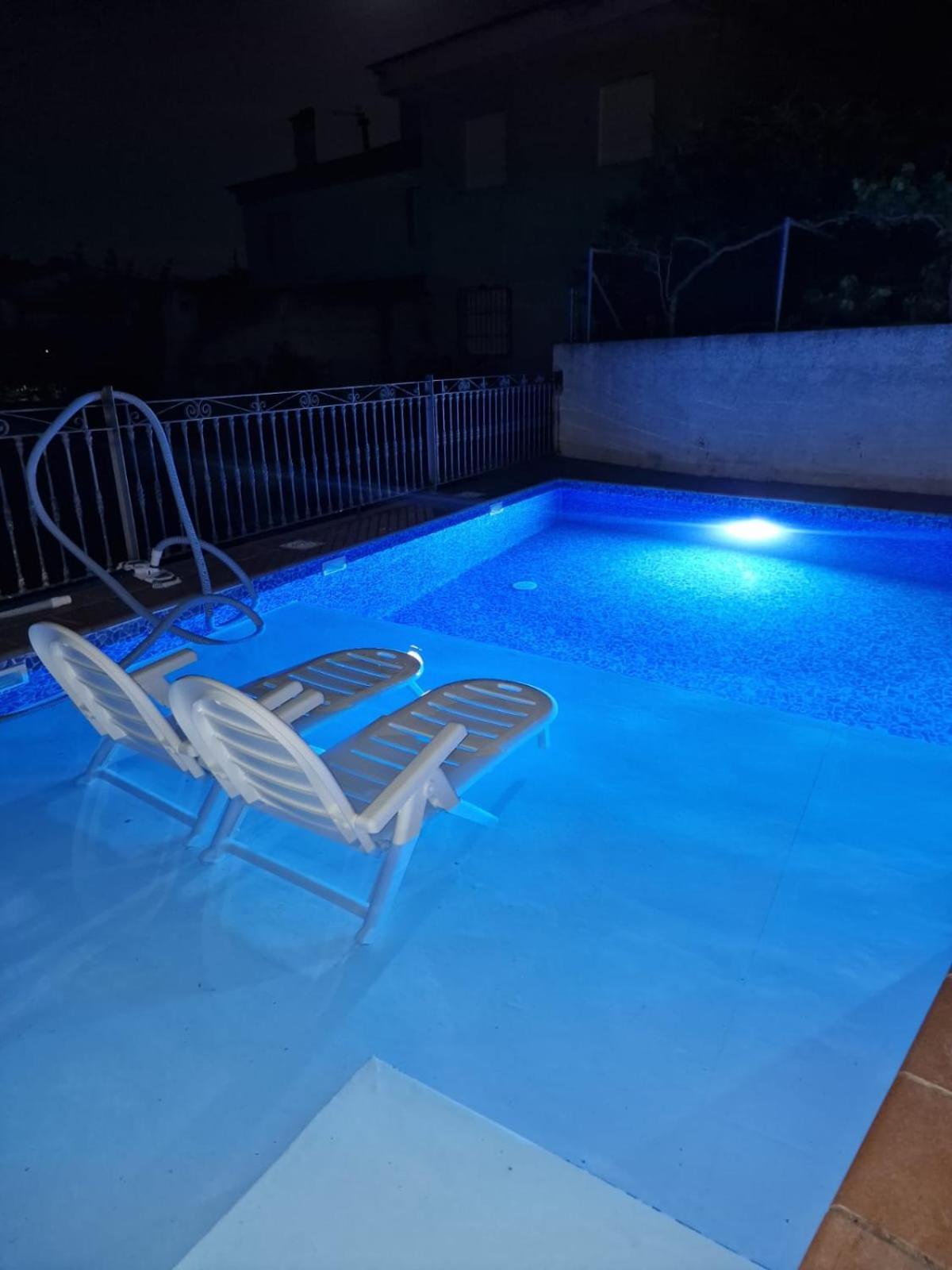 Dulces-piscina Privada Holiday home
