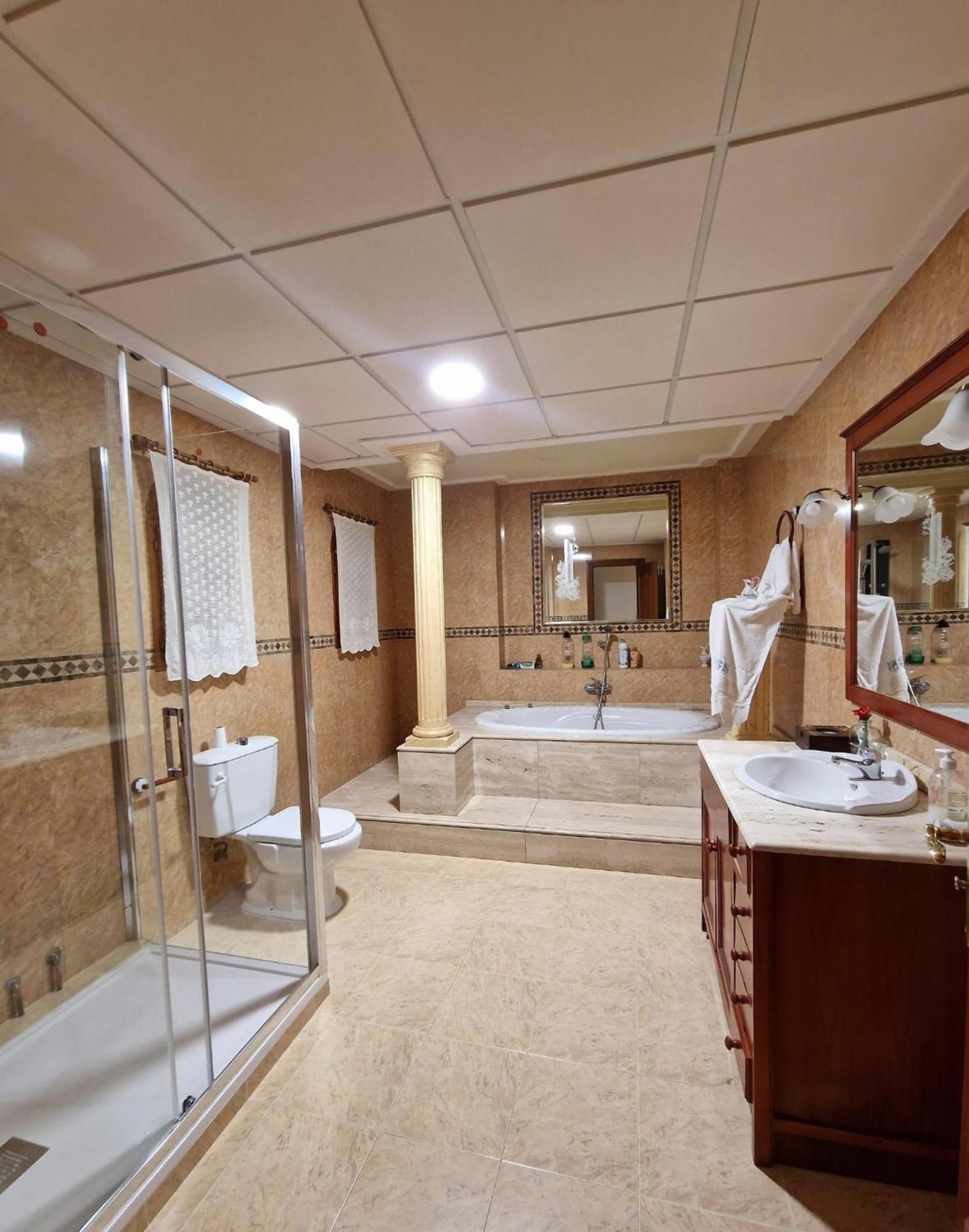 Dulces-piscina Privada